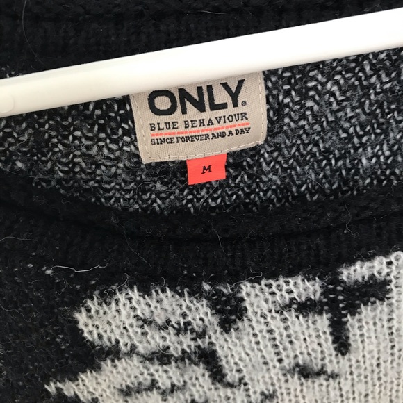 Only sweater ALL TOPS 3/20$! - Picture 2 of 2